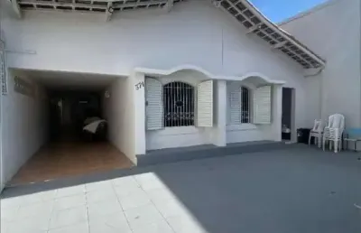 Casa a venda no bairro jardim satélite com 3 dormitórios sendo 2 suites