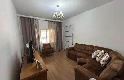 Casa térrea a venda localizada no bosque dos eucaliptos com 2 dormitórios, recém reformada!