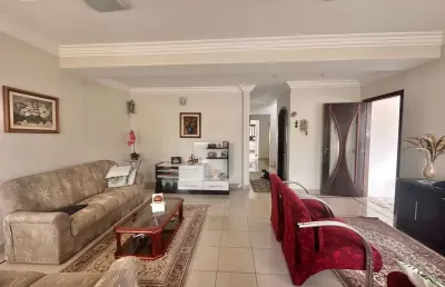 Casa jardim das colinas com 300m² - 3 suítes, 4 vagas casa em condomínio no jardim das colinas