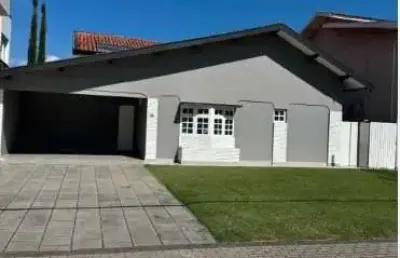 Casa térrea com 4 dormitórios, sendo 1 suíte, 177m², residencial esplanada do sol