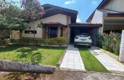 Bela casa no condominio altos da serra1 - 4 dormitórios (1 suíte)