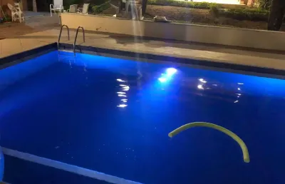 Maravilhosa chácara em terras de itaici (condomínio fechado) 4 dorm. piscina, oportunidade.