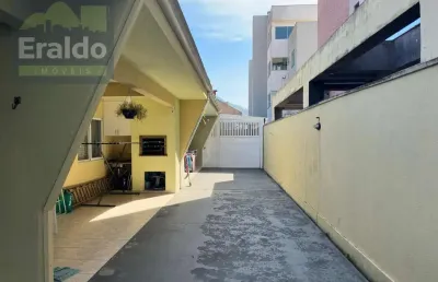Casa com 2 quartos à venda na Rua Valdir Müller, 1275, Caiobá, Matinhos