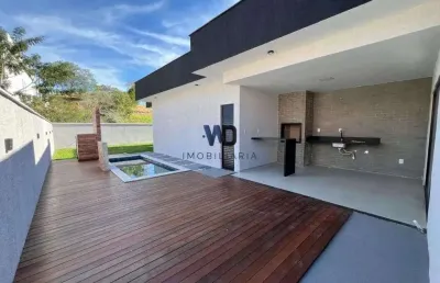 Casa em condomínio moderna dentro de condomínio em maricá