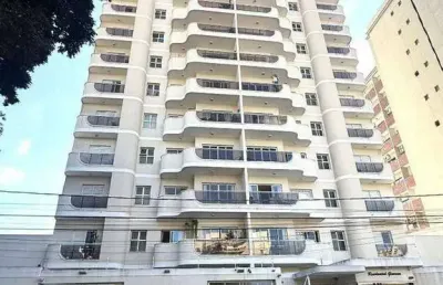 Apto amplo a venda com 159m² de área útil, localização privilegiada, armários em todos os ambientes.