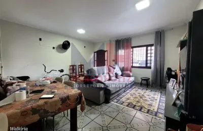 Casa com 3 quartos, ocian, praia grande - r$ 610 mil, cod: 207673
