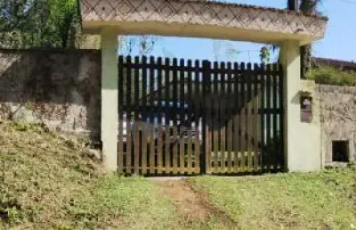Chácara / sítio com 3 quartos à venda na Rua Benedito Jandiro Soares, Chácara Lídia Maria, Embu-Guaçu