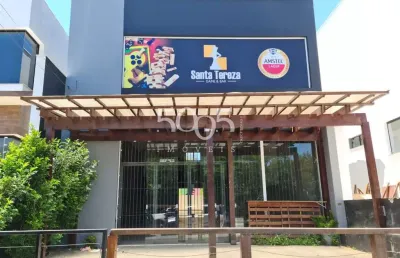 Imóvel comercial disponível, barracão para locação no bairro itu novo centro, com 200m² de área construída, sendo 241m² de terreno.