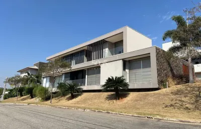 Casa à venda mobiliada no condomínio plaza athénée em itu com 600m2 de construção, 1056m2 de terreno, acabamento de primeira e uma vista linda