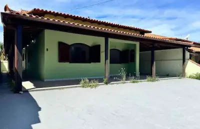 Casa com 3 dormitórios à venda, 179 m² por r$ 450.000,00 - guriri - cabo frio/rj