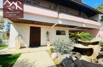 Casa com 5 dormitórios à venda, 280 m² por r$ 2.300.000,00 - vila nova - cabo frio/rj