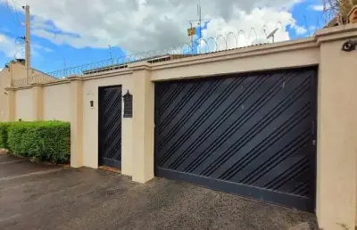 Casa com 3 quartos à venda no América, Barretos 