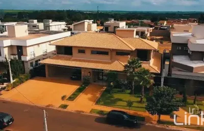 Sobrado de alto padrão 5 suites em condomínio fechado