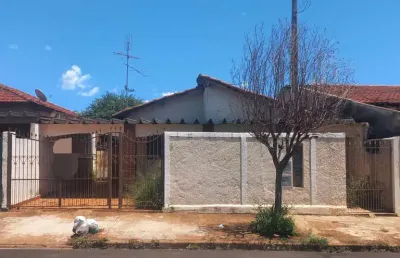 Casa com 3 quartos à venda no Industrial, Barretos 