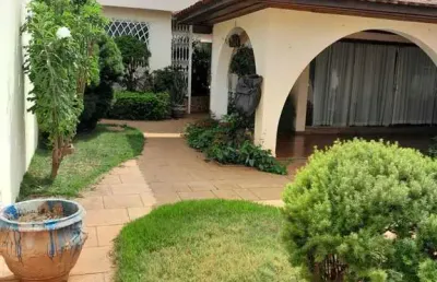 Casa com 4 quartos à venda no Centro, Barretos 