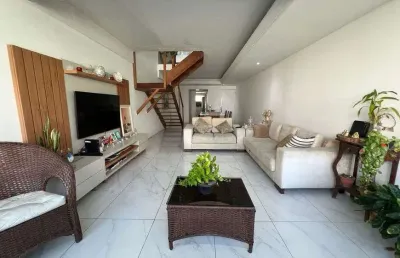 Cobertura triplex com 5 suítes e piscina privativa em boa viagem!