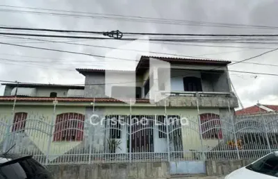 Casa com 4 quartos à venda na Rua Humberto Pinto, 1601, Treze de Julho, Aracaju