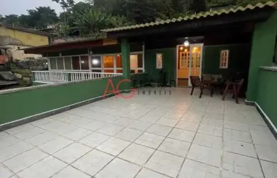 Casa para alugar no bairro cascata dos amores - teresópolis/rj