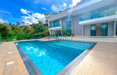 Casa alto padrão no condomínio mais cobiçado de teresópolis! o comary!