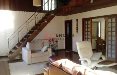 Casa à venda no bairro parque do imbui - teresópolis/rj