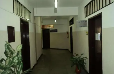 Sala comercial no centro com 0 quartos para locação, 30 m²
