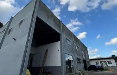 Galpão no floresta com 0 quartos para locação, 360 m²