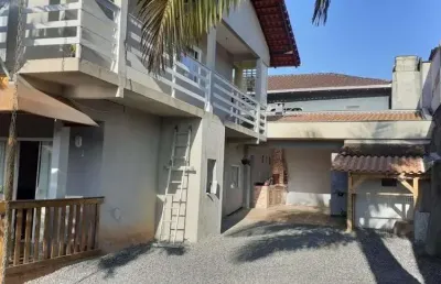 Casa no joão costa com 6 quartos para venda, 214 m²
