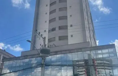 Apartamento no centro com 3 quartos para locação, 115 m²