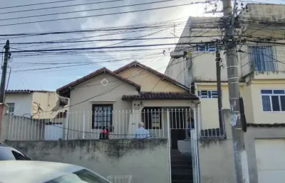 Casa a venda em volta redonda, bem localizada no bairro são joão