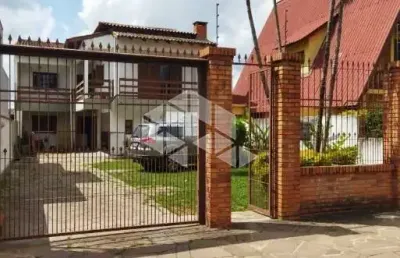 Casa à venda no parque santa fé com 7 quartos 271 m²