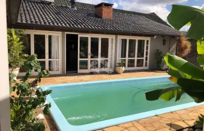 Casa à venda com 3 quartos 450 m² disposta em 3 terrenos