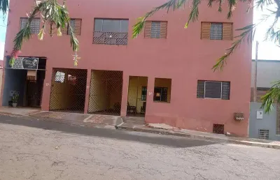 Excente sobrado individual com 300 m2 700.000 nova fatima
