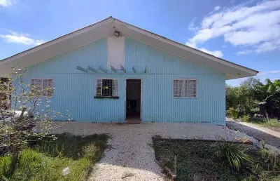 Excelente chacara com 1400 m2 com casa 02 quartos 390.000 campo largo da roseira