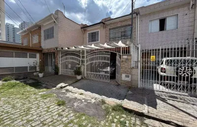 Sobrado em vila fechada no tatuapé: conforto e localização privilegiada