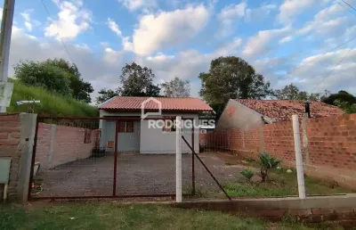 Casa com 3 quartos para alugar na rua rheno fauth, 251, jardim luciana, são leopoldo por r$ 1.250