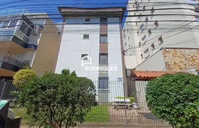 Apartamento com 2 quartos para alugar na rua flores da cunha, 534, centro, são leopoldo por r$ 1.000