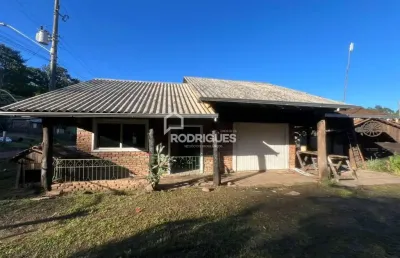 Casa com 3 quartos para alugar na petersen, 42, são jorge, portão por r$ 1.335