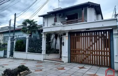 Casa em condomínio fechado com 3 quartos para alugar na rua anchieta, 205, cristo rei, são leopoldo por r$ 5.000