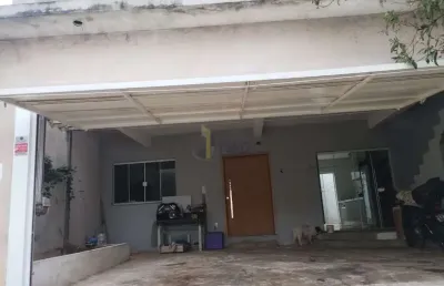 Casa com 3 quartos para alugar no Jardim Araucária, São Carlos 