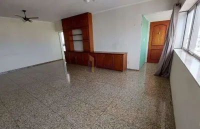 Apartamento com 3 quartos para alugar no Centro, São Carlos 