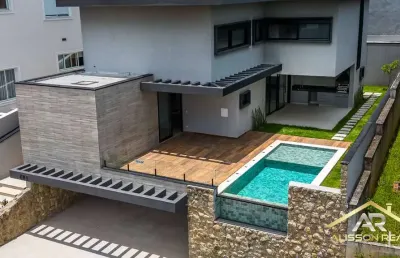 Casa à venda no condomínio burle marx em alphaville/santana de parnaíba-sp.