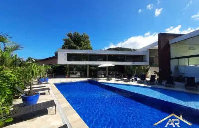 Luxuosa casa tríplex, 200m da praia de camburi, 176 m².