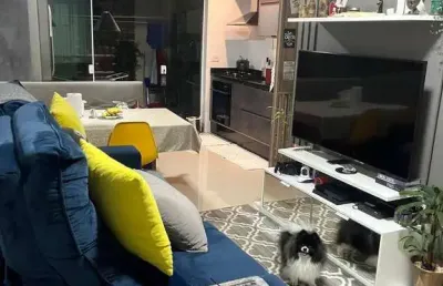 Vendo casa em condomínio, 65m², mobiliada, impecável e bem localizada!