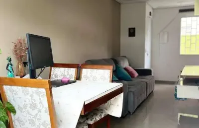 Casa em cond. bem localizado, 2 quartos e 2 vagas no quitauna - osasco.