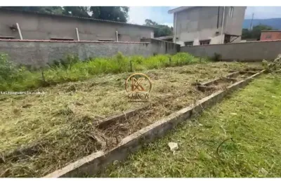 Terreno à venda no Caruara, Santos 
