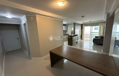 Apartamento com 3 quartos para alugar na rua maria das dores santos müller, 166, balneário santa clara, itajaí, 107 m2 por r$ 7.000