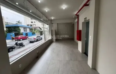 Ponto comercial para alugar na rua uganda, 190, nações, balneário camboriú, 50 m2 por r$ 4.500