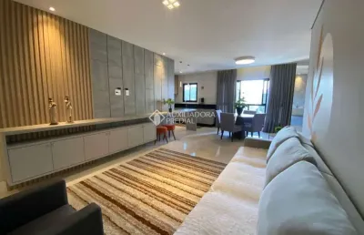Apartamento com 4 quartos para alugar na rua 2550, 447, centro, balneário camboriú, 140 m2 por r$ 12.000