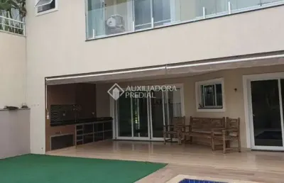 Casa em condomínio fechado com 5 quartos para alugar na rua paramount, 1, anchieta, são bernardo do campo, 470 m2 por r$ 15.000