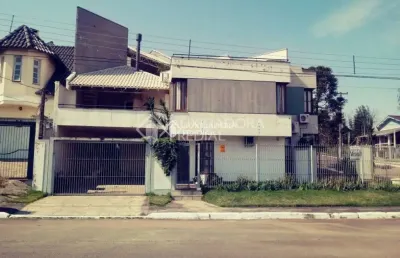 Casa com 3 quartos para alugar na rua marco aurélio hidalgo, 17, nossa senhora das graças, canoas, 173 m2 por r$ 7.250